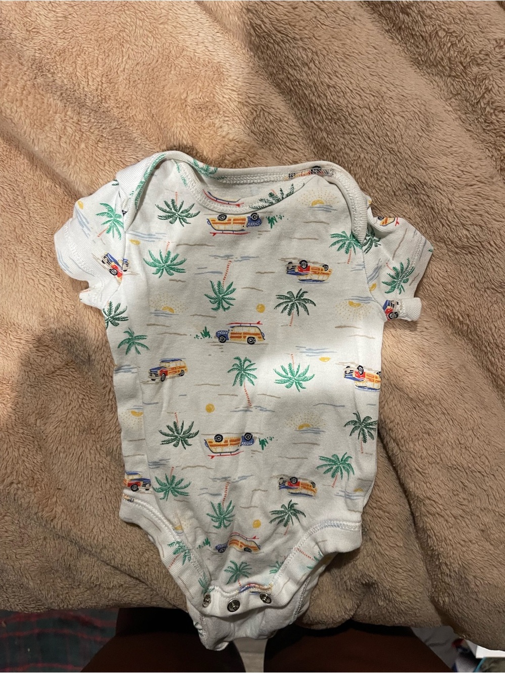 Old Navy White Baby One-Piece with Palm Tree & Car Print